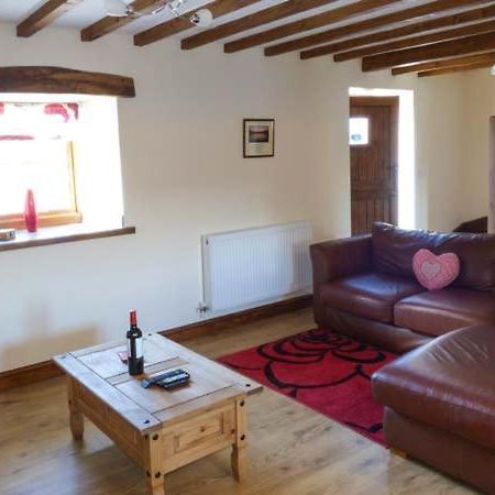 Bwthyn Y Wennol Villa Llanddulas Exteriör bild